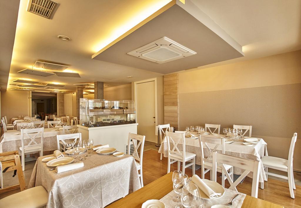 Hotel Boa Vista Viveiro Buitenkant foto