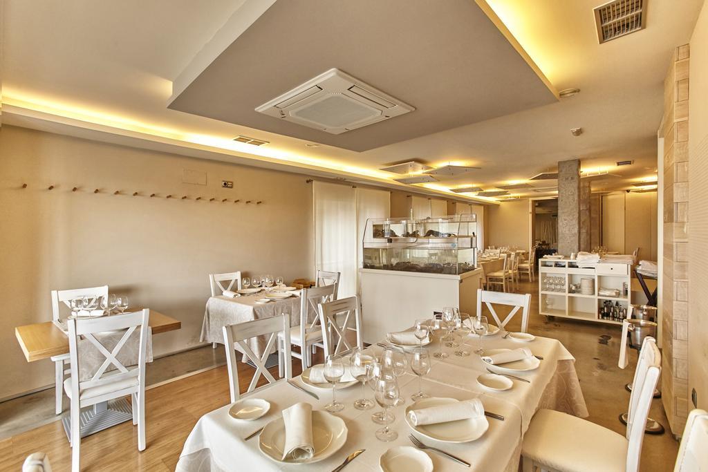 Hotel Boa Vista Viveiro Buitenkant foto