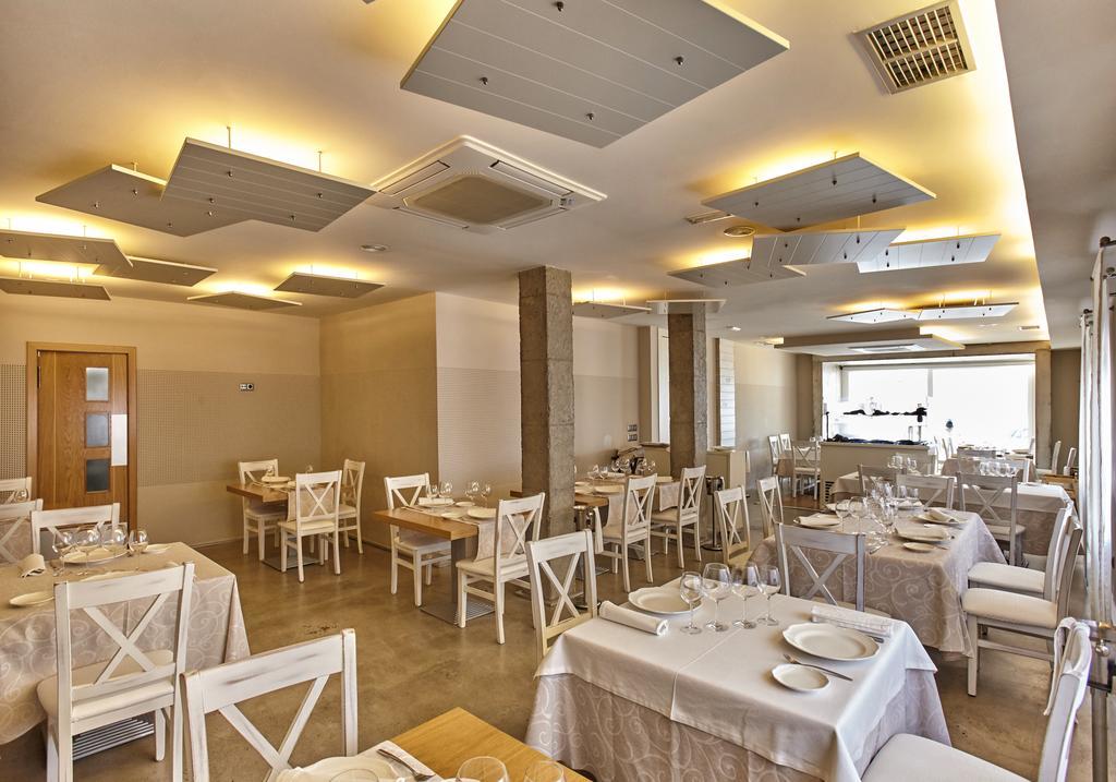 Hotel Boa Vista Viveiro Buitenkant foto